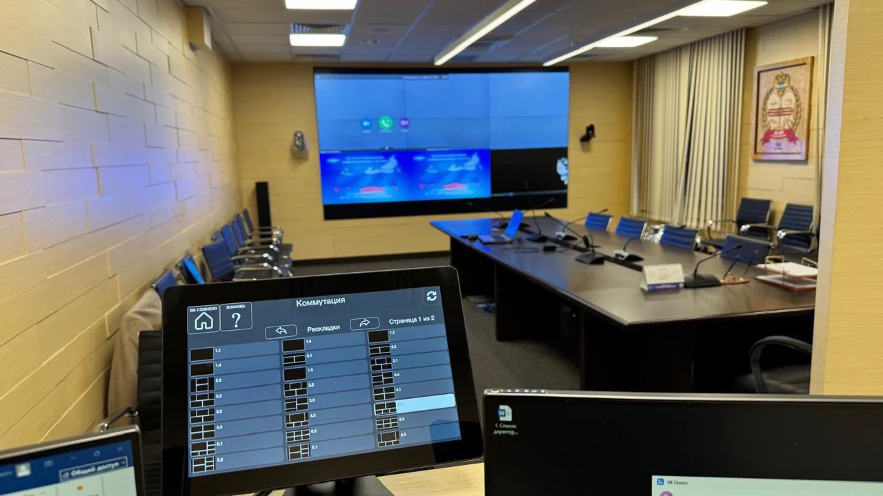 FACET operator control panel and multi-window video wall during a live project demonstration